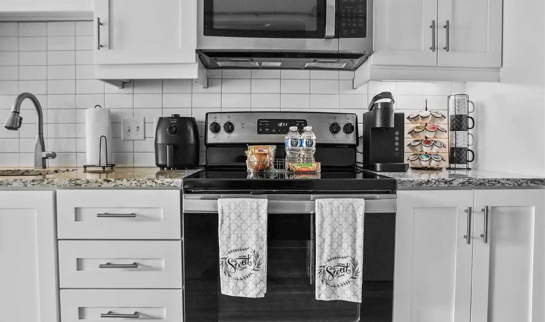 New Condo In Nashville, Pool Gym Rooftop & Laundry 5 Min From Broadway 0*, Nashville